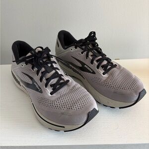 Brooks Adrenaline GTS 22 Men's Black and Gray Athletic Shoes Size 10 Wide 2E